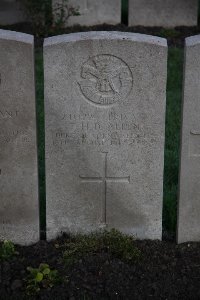 Lijssenthoek Military Cemetery - Allen, Thomas Henry Davey