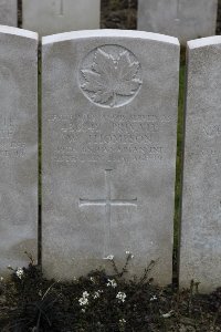 Lijssenthoek Military Cemetery - Angus, Leslie Muir