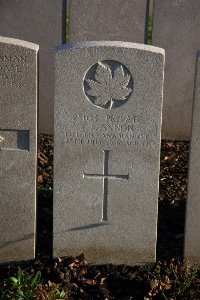 Lijssenthoek Military Cemetery - Annon, J F