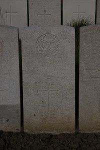 Lijssenthoek Military Cemetery - Armstrong, T H