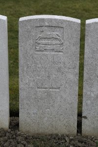 Lijssenthoek Military Cemetery - Arnold, Joseph John