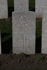 Lijssenthoek Military Cemetery - Arseneau, E