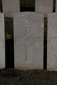 Lijssenthoek Military Cemetery - Ashpole, F