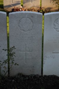 Lijssenthoek Military Cemetery - Ashton, J
