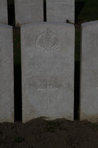 Lijssenthoek Military Cemetery - Aspinall, G
