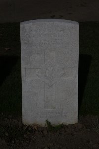 Lijssenthoek Military Cemetery - Asquith, Arnold Senior