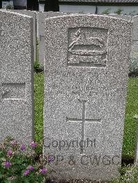 Lijssenthoek Military Cemetery - Atkin, A