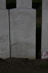 Lijssenthoek Military Cemetery - Atkins, Stephen George
