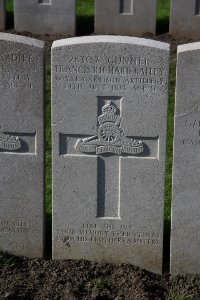 Lijssenthoek Military Cemetery - Bailey, Francis Richard