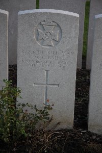 Lijssenthoek Military Cemetery - Bailey, L W G
