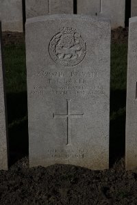 Lijssenthoek Military Cemetery - Baker, F Isaac