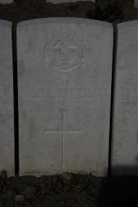 Lijssenthoek Military Cemetery - Baldry, John Goodwin