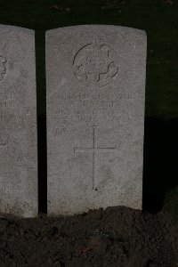 Lijssenthoek Military Cemetery - Barber, Alfred John
