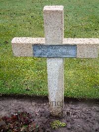 Lijssenthoek Military Cemetery - Bardet, Marcel