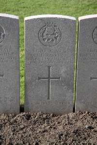 Lijssenthoek Military Cemetery - Barker, John Henry