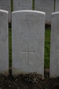 Lijssenthoek Military Cemetery - Barlow, G