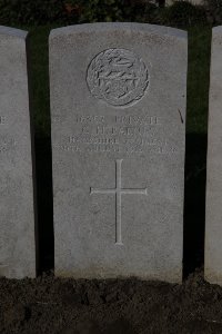 Lijssenthoek Military Cemetery - Barnes, G H