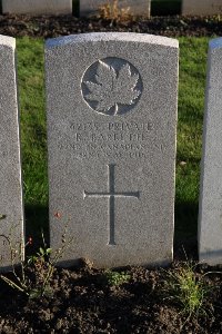 Lijssenthoek Military Cemetery - Barrette, Raoul