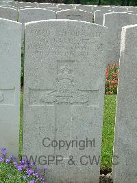 Lijssenthoek Military Cemetery - Bartlett, G