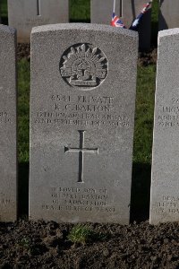 Lijssenthoek Military Cemetery - Barton, Roy Cyril