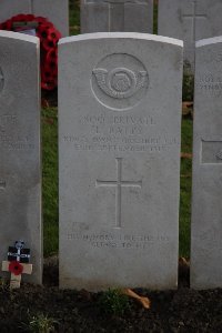 Lijssenthoek Military Cemetery - Batty, Leonard