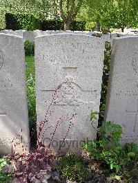 Lijssenthoek Military Cemetery - Baxter, T