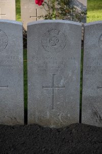 Lijssenthoek Military Cemetery - Beal, C S
