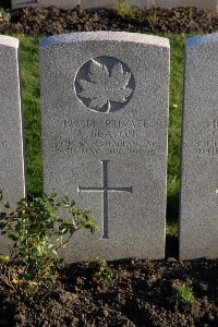 Lijssenthoek Military Cemetery - Beaton, A