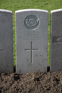 Lijssenthoek Military Cemetery - Bedford, E