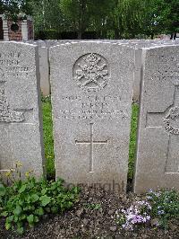 Lijssenthoek Military Cemetery - Beesley, John