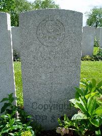 Lijssenthoek Military Cemetery - Beighton, Henry