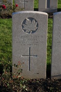 Lijssenthoek Military Cemetery - Belch, R