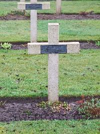 Lijssenthoek Military Cemetery - Bellon, Victor