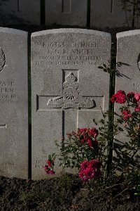 Lijssenthoek Military Cemetery - Bennett, Frederick George