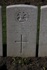 Lijssenthoek Military Cemetery - Bennett, Henry