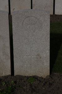 Lijssenthoek Military Cemetery - Benthall, George Nathan