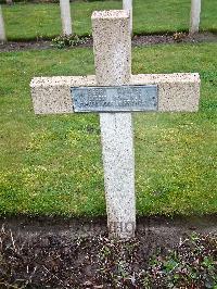 Lijssenthoek Military Cemetery - Berge, Maurice