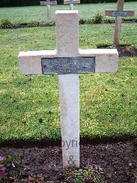 Lijssenthoek Military Cemetery - Berlot, Emile