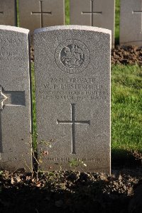 Lijssenthoek Military Cemetery - Biesterfield, William Patterson