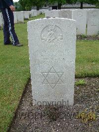 Lijssenthoek Military Cemetery - Bigofski, E