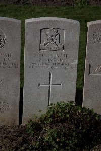 Lijssenthoek Military Cemetery - Bimson, R