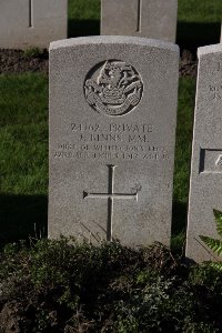 Lijssenthoek Military Cemetery - Binns, Joseph