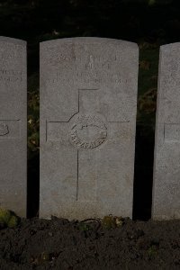 Lijssenthoek Military Cemetery - Black, Colin Buxton