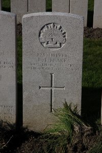 Lijssenthoek Military Cemetery - Blake, Edward Thomas