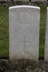 Lijssenthoek Military Cemetery - Blow, John Grant