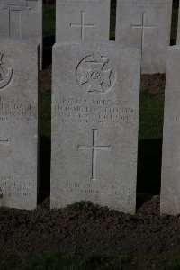 Lijssenthoek Military Cemetery - Blurton, Leonard Herbert