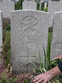 Lijssenthoek Military Cemetery - Bollard, Bernard