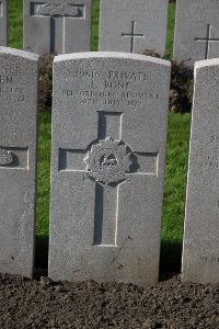 Lijssenthoek Military Cemetery - Bone, F