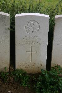 Dury Mill British Cemetery - Brown, Walter Everard