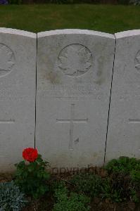 Dury Mill British Cemetery - Chamberlain, R H